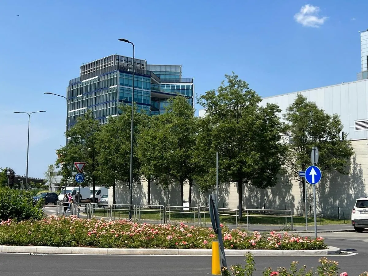 Santa Giulia Suite Milano Italia