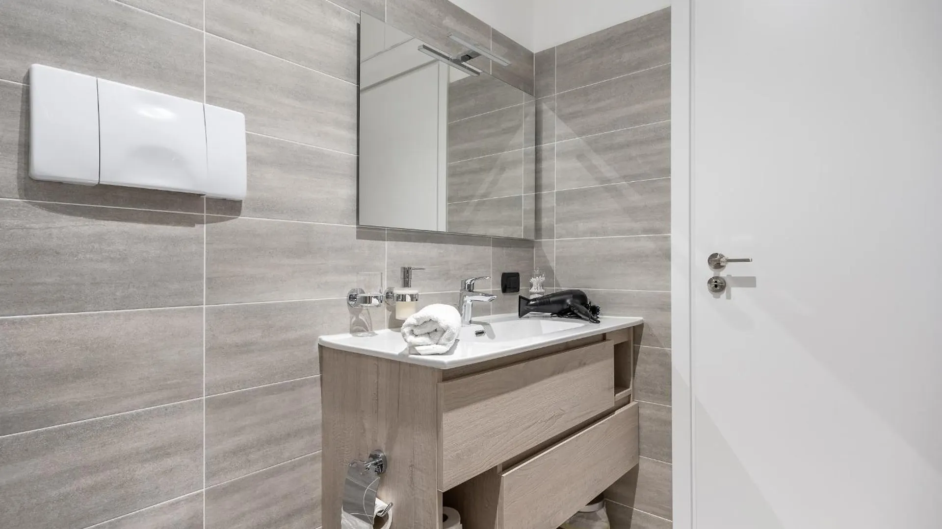 Appartamento Santa Giulia Suite Milano Italia